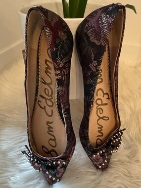 Sam Edelman Floral Pointed Toe Ballet Flats in Purple and Black with Studded Bow